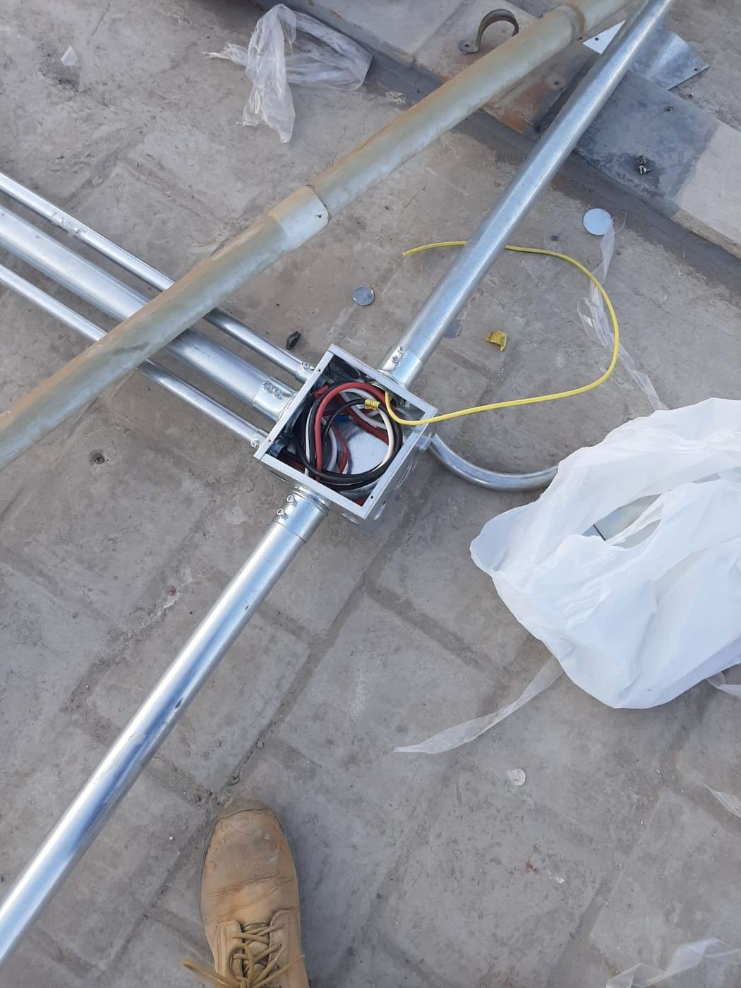 Instalaciones Eléctricas Industriales: Ductería y Cableado, Arequipa
